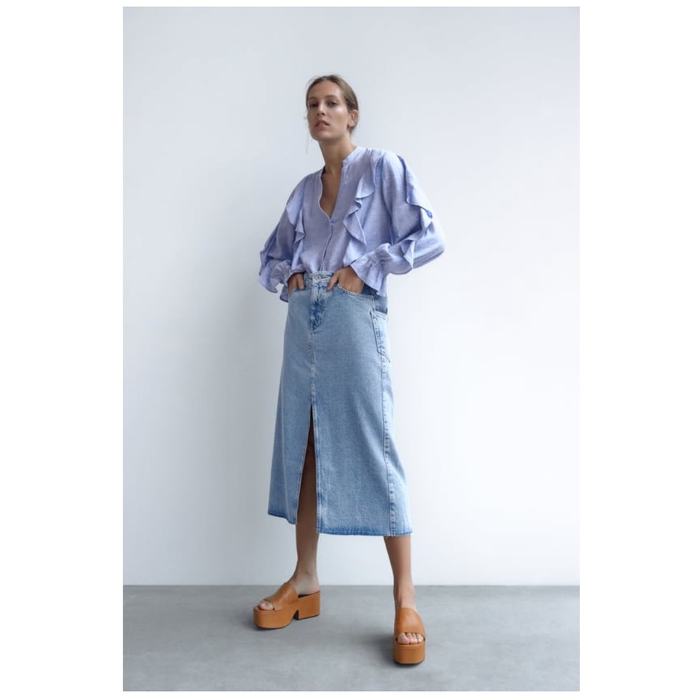 ZARA Ruffled Rustic Shirt (Chambray Style) Light Blue Sz. XL
